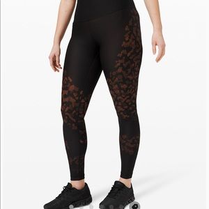 Lululemon Mapped Out High-Rise Tight 28" - Camo